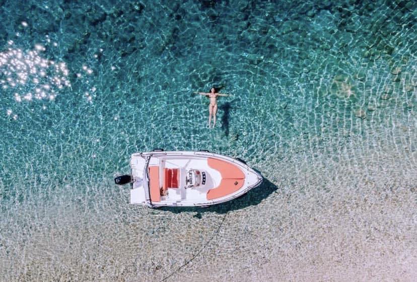 Poseidon boat photo 2